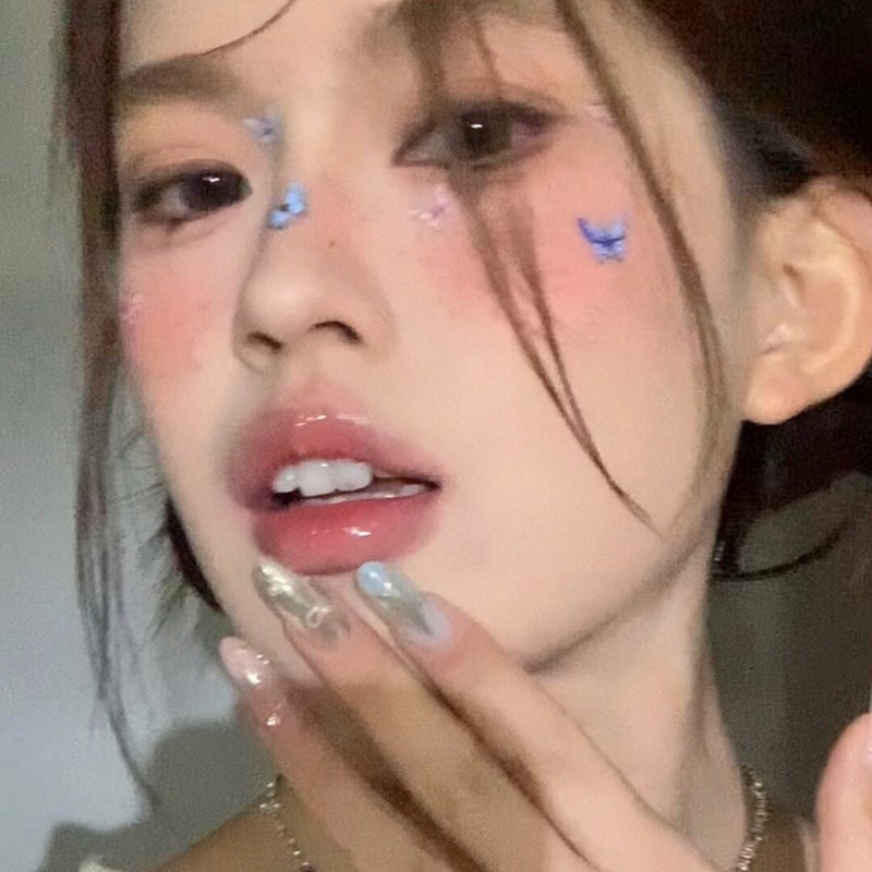 极速圣诞节脸贴雪花亮片眼影妆容B眼妆闪粉圣诞树贴纸脸部氛围感