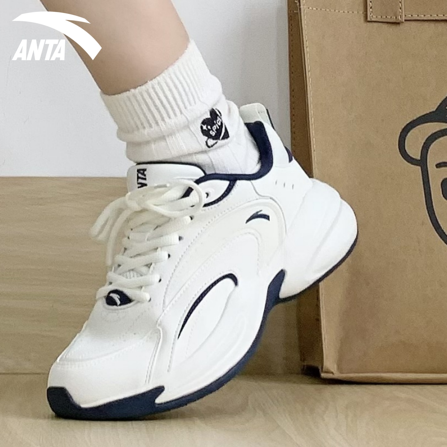 安踏ACE关晓彤同款经典跑步鞋