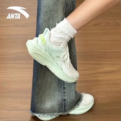 安踏毒刺5运动跑步鞋女鞋