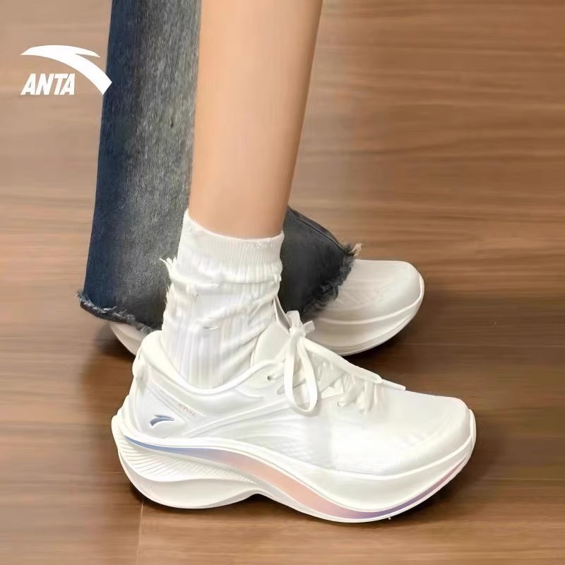 安踏叶子5白色增高运动跑步鞋女