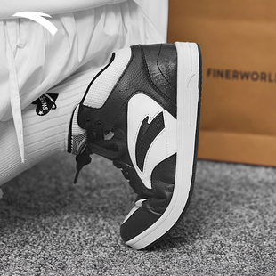 安踏高帮板鞋女春季新款复古百搭软底舒适轻便初中学生经典休闲鞋