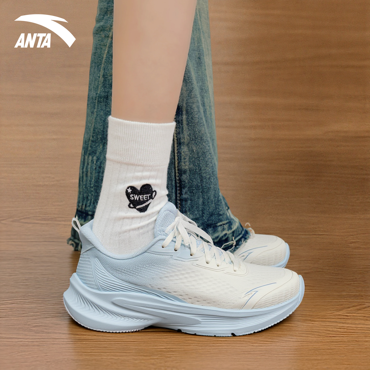 安踏毒刺7新款缓震运动鞋女鞋