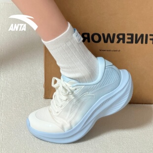 安踏叶子7运动鞋女鞋2026新款网面透气厚底缓震青少年体测跑步鞋