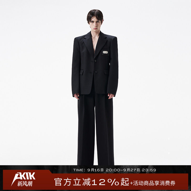 AKTK/ANNK 2022春夏新款 小众设计 金属皮牌宽松西装图片