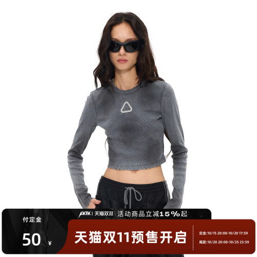 AKTK 【张予曦同款】三角牌炒色磨烂长袖T恤时髦修身夏季穿搭