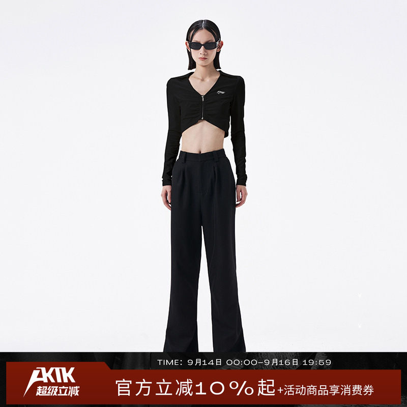 AKTK/ANNK 2022春夏新款 小众设计 V领拉链长袖短款上衣图片