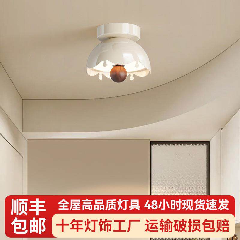 法式奶油风过道吸顶灯2025新款衣帽间创意蛋壳走廊入户玄关阳台灯