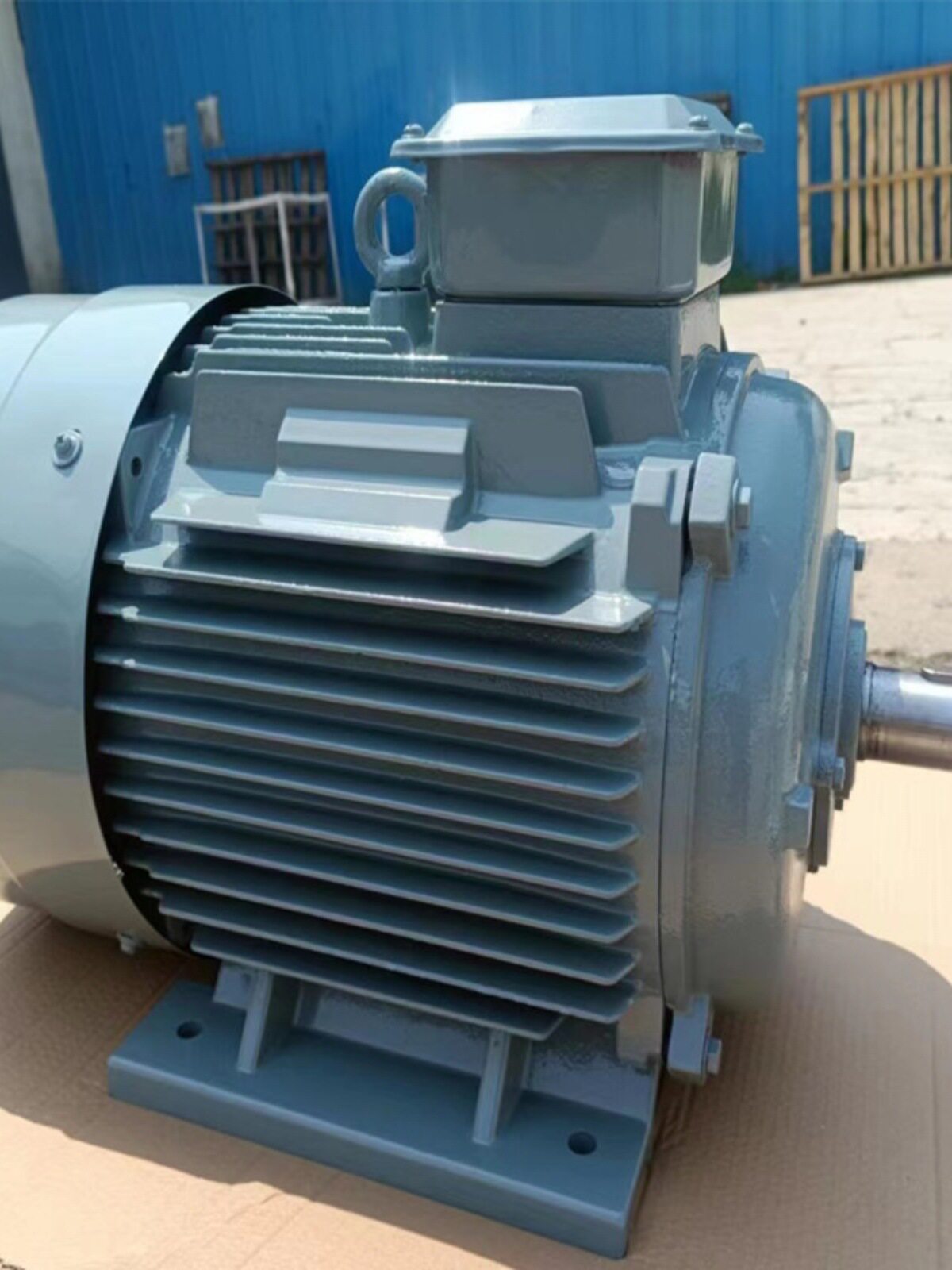低速永磁发电机家用220v380v小型水力发电机永磁无刷发电机
