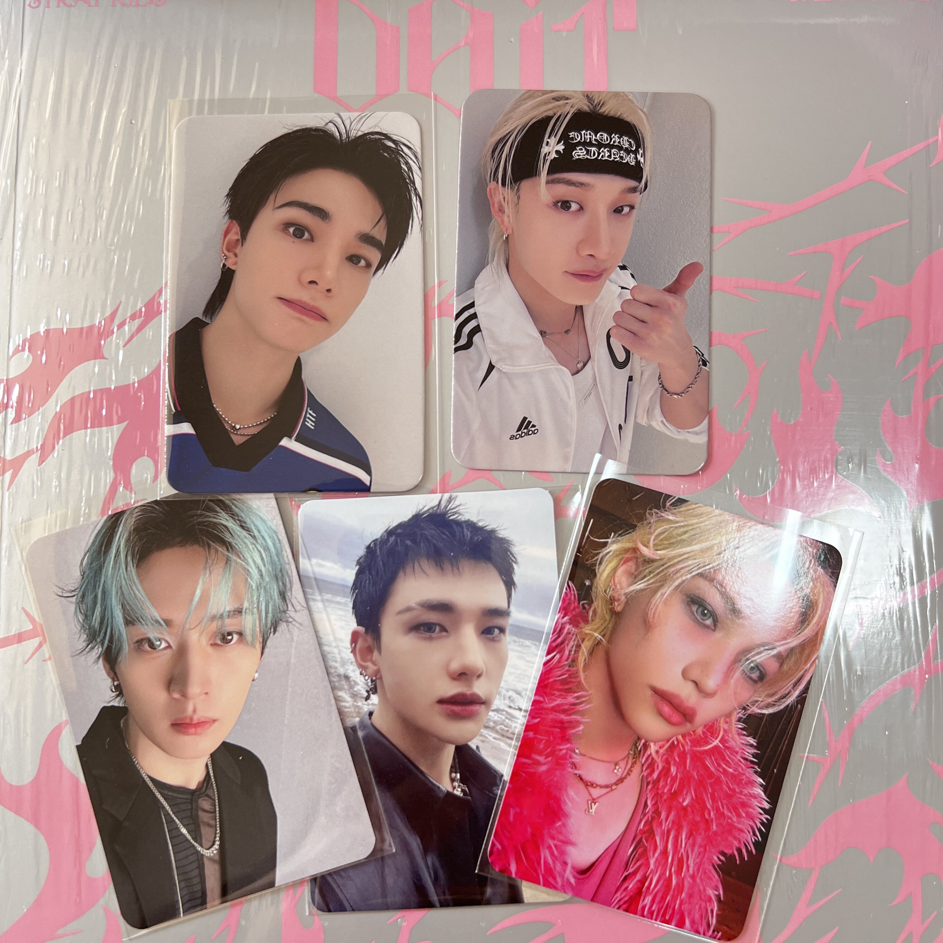 Straykids small card doit special card collection skz Huang Hyun Chin Lee Longfu Lee Min Ho authentic small card