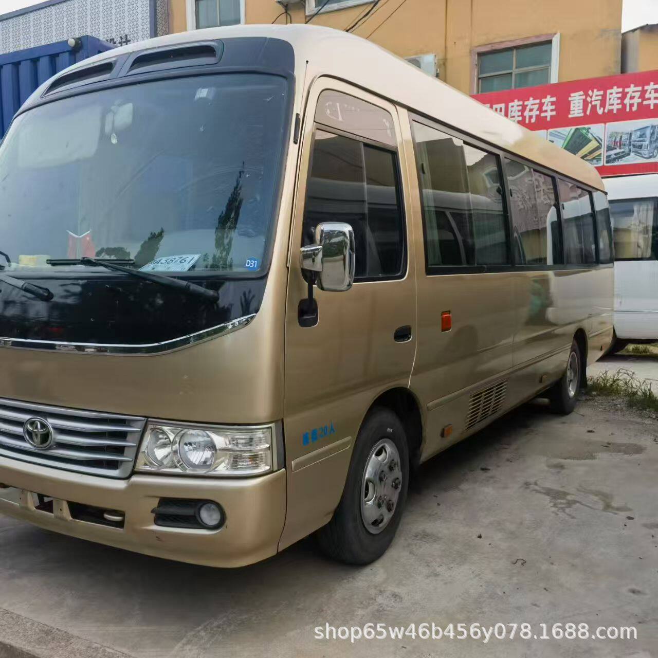 出口考斯特客车19座。20座.22座丰田系列出口车型大通等