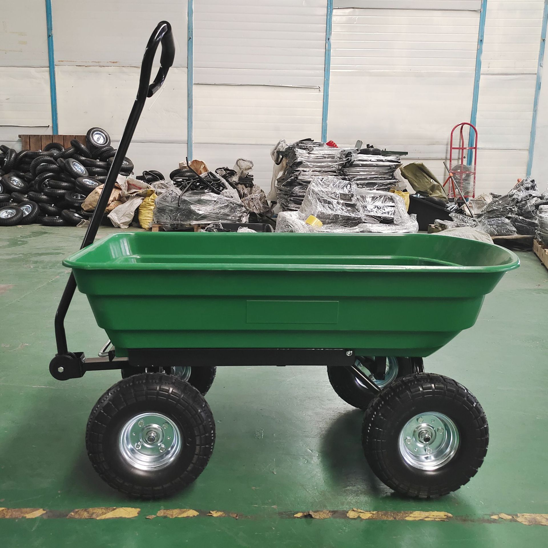 厂家批发园艺拉货推车牵引车园林工具车花园垃圾倾倒车翻斗车