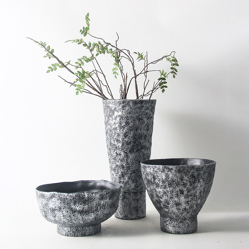 简约现代黑灰色陶瓷花瓶家居样板间售楼处软装插花器玄关桌面摆件