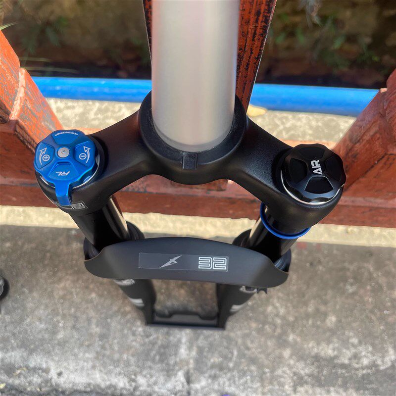 X-FUSION野宝X32 EVO/RC32 RDL2山地车越野气压快拆前叉140mm椎管