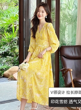 法式V领黄色印花连衣裙女雪纺灯笼袖A字裙中长款多巴胺风