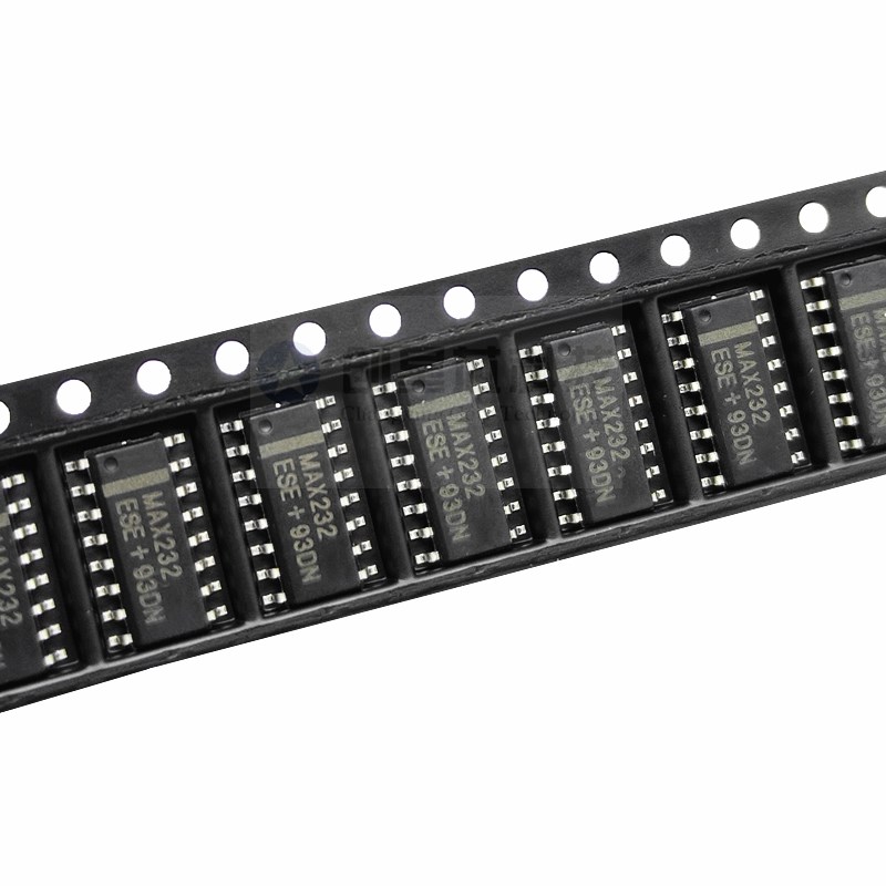 MAX232ESE+T MAX232 SOP16 贴片RS-232 收发器 串口通信转换芯片