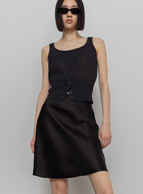 322WORKHOUSE黑色缎面A字短裙女2025新款夏季气质休闲半身裙B370