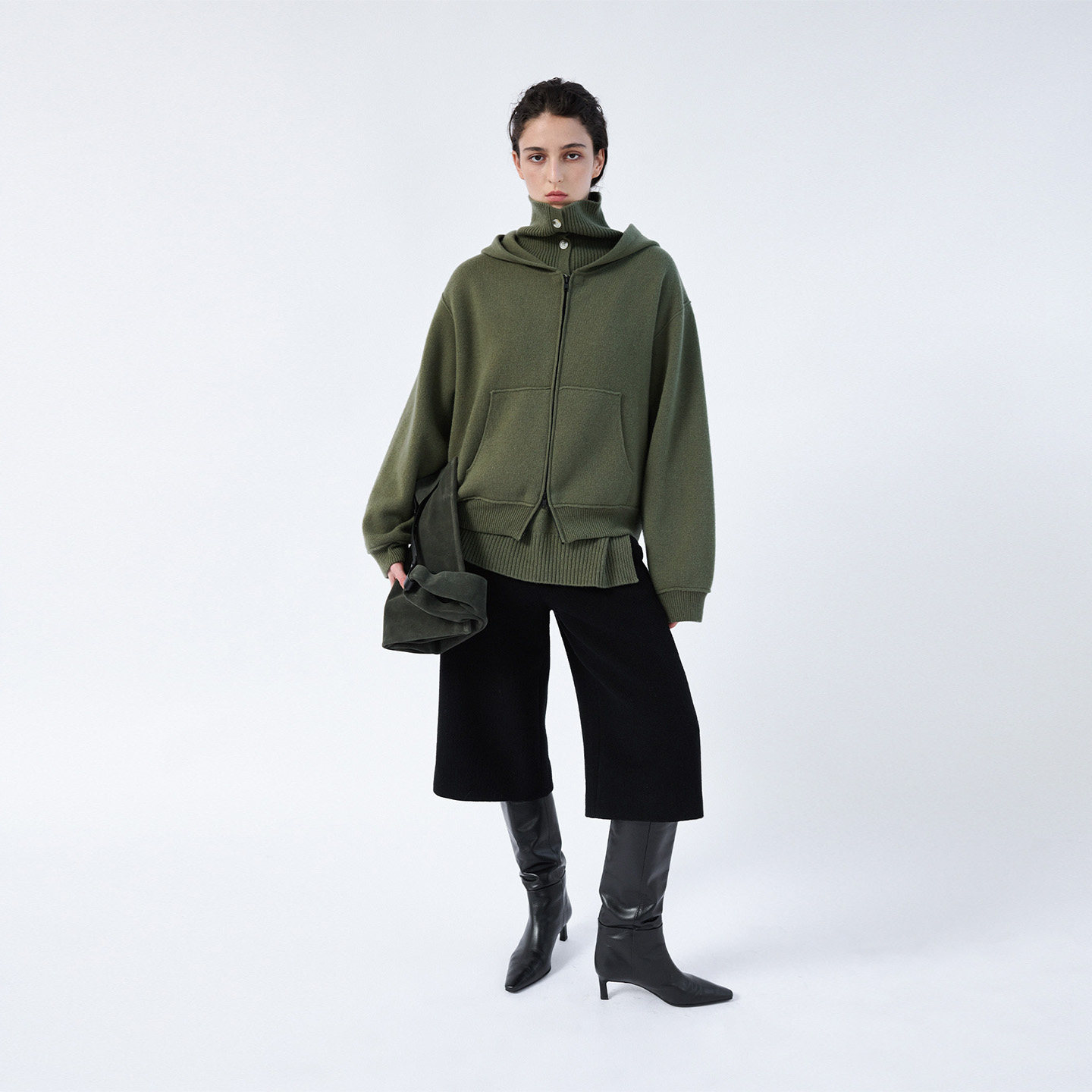 纯羊毛高领拉链针织外套