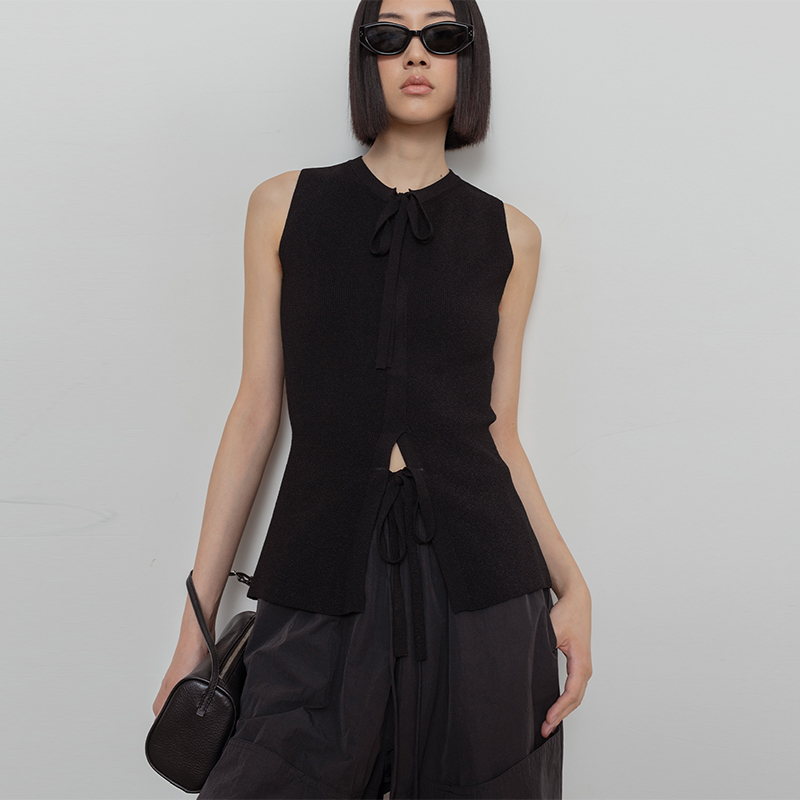 系带简约通勤马甲上衣女