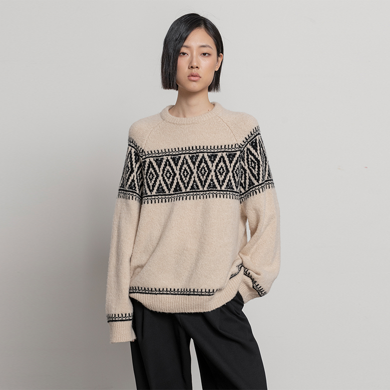 拉毛羊毛针织圆领套头衫