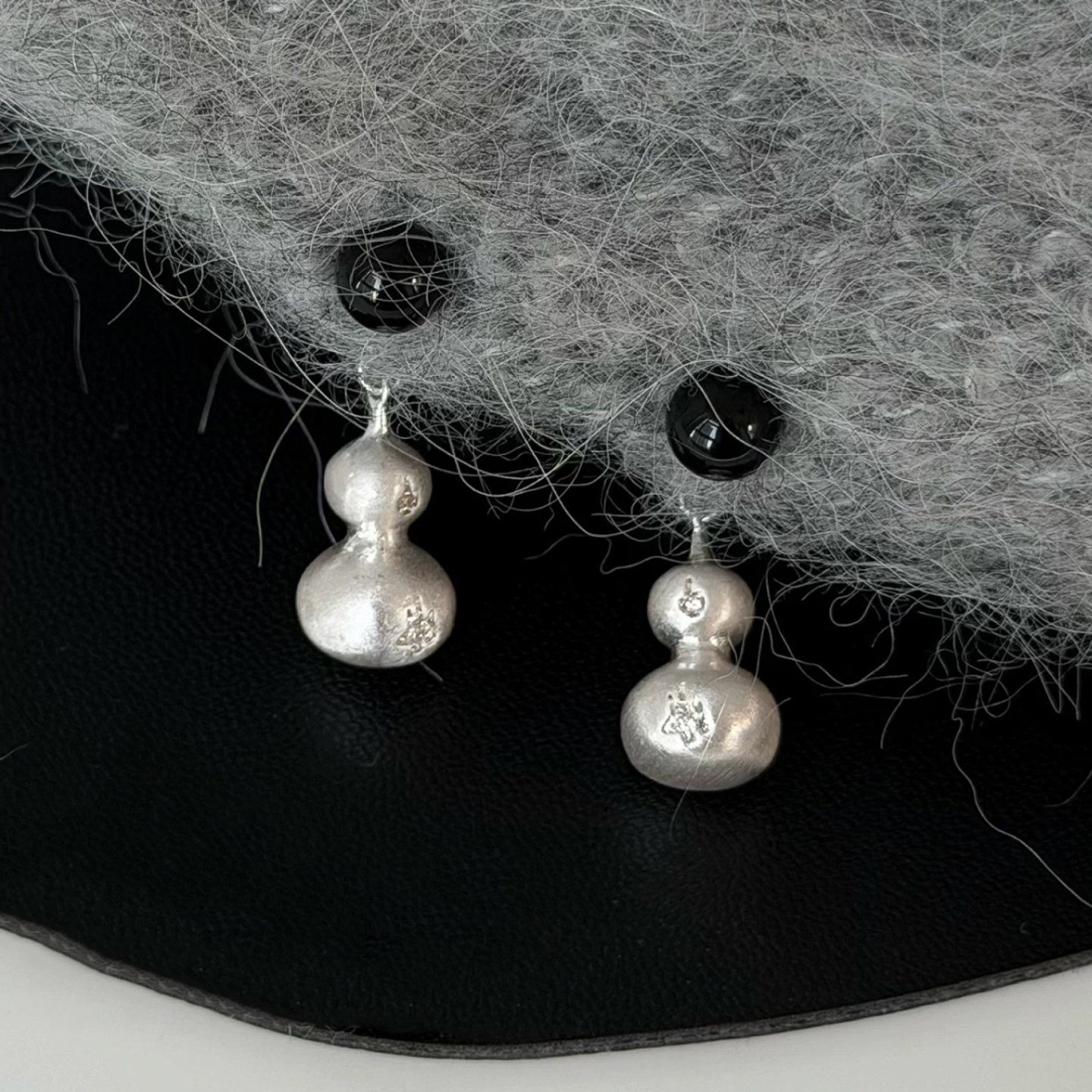 新中式银色拉丝仿黑曜葫芦石耳钉女小众设计一款两戴精致气质耳饰,饰品/流行首饰/时尚饰品新,耳钉,淘宝优惠券,粉丝福利购,淘宝优惠卷