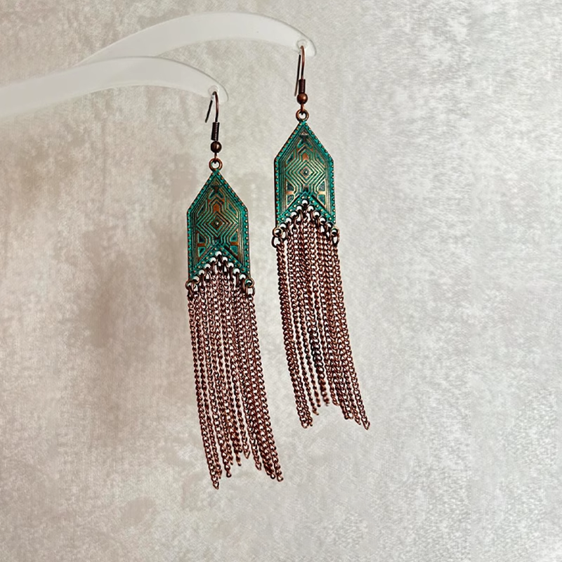 新中式菱形雕花长款流苏耳环2025