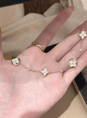 小香风香槟金白贝母四叶花手链女