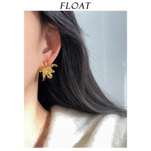 小众独特法式立体金色花朵耳环2025新款爆款复古港风耳夹无耳洞女