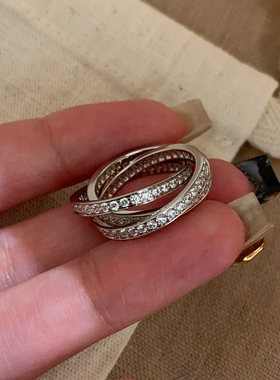 清冷感银色三环缠绕满钻戒指轻奢