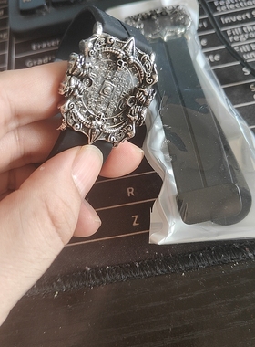 新款道系山鬼花钱硅胶磁扣腕带辰龙年貔貅新中式国风时尚手环手带