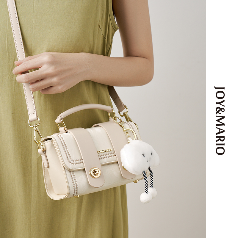 快乐玛丽邮差包女斜挎2025新款小方包高级迷你小包手提包轻便女包