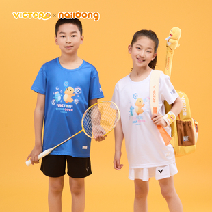 VICTOR/胜利威克多羽毛球服公开赛奶龙联名款儿童短袖T恤CO2507JR