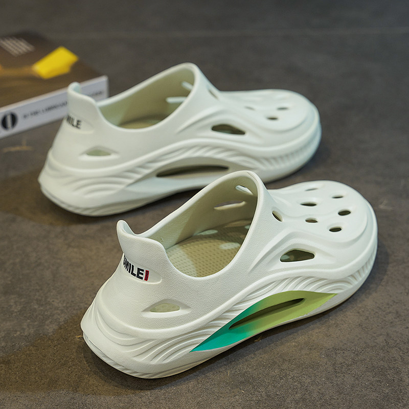 凉鞋男款外穿2026新款夏季青少年包头拖鞋防滑防臭溯溪涉水沙滩鞋