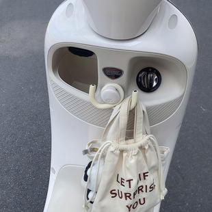 电动车前置挂钩可弯曲挂钩通用电瓶车U型挂钩挂包置物储物神器ins