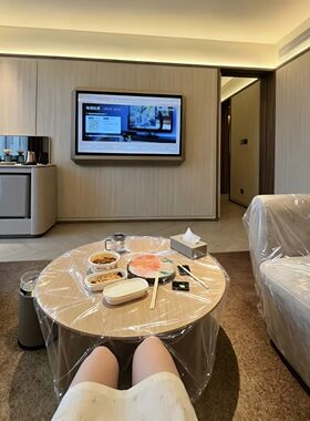 洁癖人救星！酒店沙发一次性隔脏垫旅行可携式隔脏膜桌布洗脸盆膜