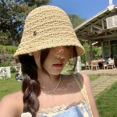 法式草帽女夏季2025新款大帽檐显脸小海边沙滩度假遮阳百搭渔夫帽
