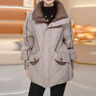 平湖羽绒服女款冬季2025新款九江高端巨好看洋气妈妈保暖外套