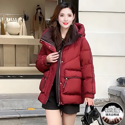 嘉兴平湖羽绒服女冬季2025新款今年流行爆款巨好看中长款保暖外套