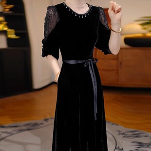连衣裙2026新款女春秋十三行今年流行爆款轻奢高级感黑色长袖丝绒