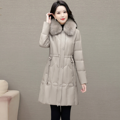 嘉兴平湖PU皮羽绒服女冬季2025新款九江轻奢高级感带毛领外套