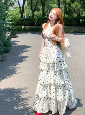 温柔风法式波点吊带洋装女夏千金感蛋糕裙收腰显瘦气质A字长裙