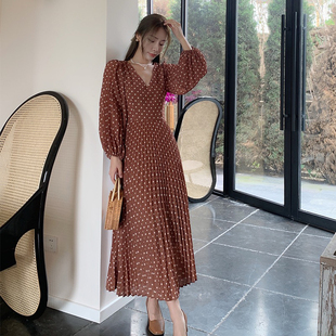 系带 复古气质收腰显瘦v领不规则连衣裙腰部褶皱长袖 2025新款 法式