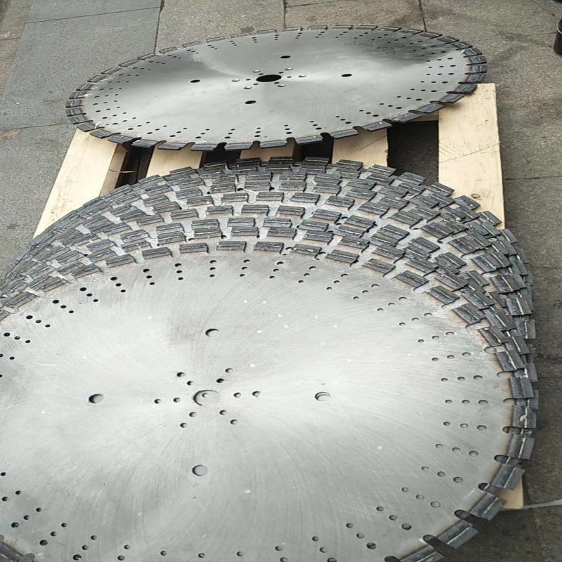 上海呈祥钢筋混凝土切割锯片墙壁切割锯片 切墙机墙面一米可复焊