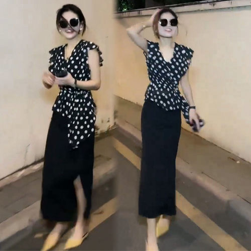 夏圆点不规则衬衫开叉裙时尚套装