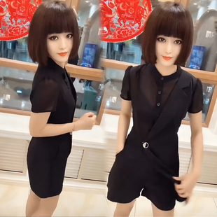 气质时尚连体短裤套装女夏洋气百搭网红同款设计感西装领连衣短裤
