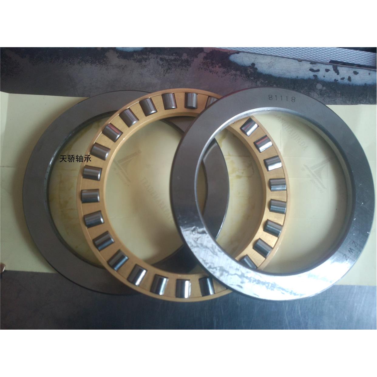 重型平面推力滚子轴承81210 81211 81212 81213 81214 81215M