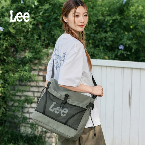 Lee新款轻便斜挎包男包