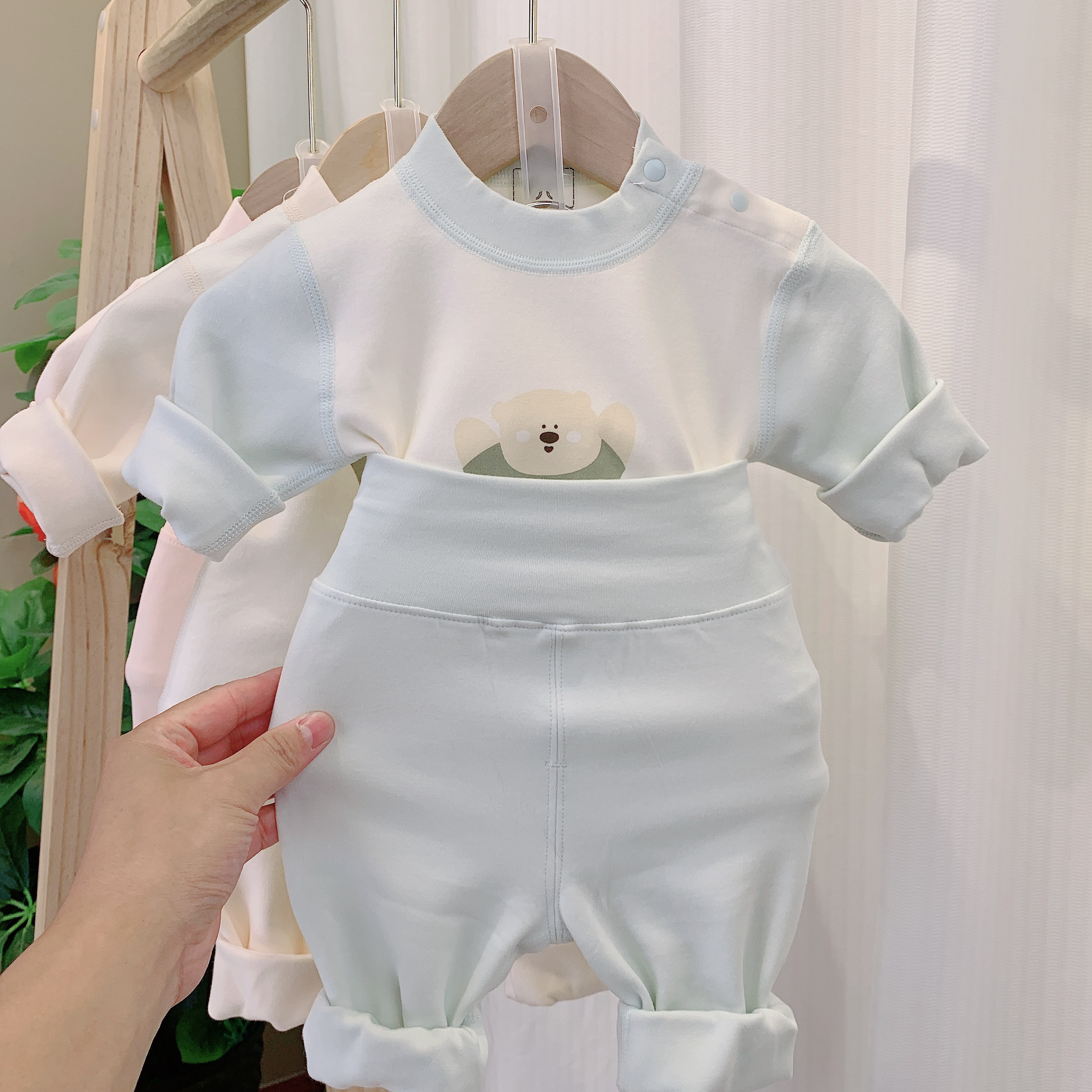 秋冬宝宝衣服A类纯棉婴幼儿长袖保暖秋衣裤高腰护肚新生儿家居服