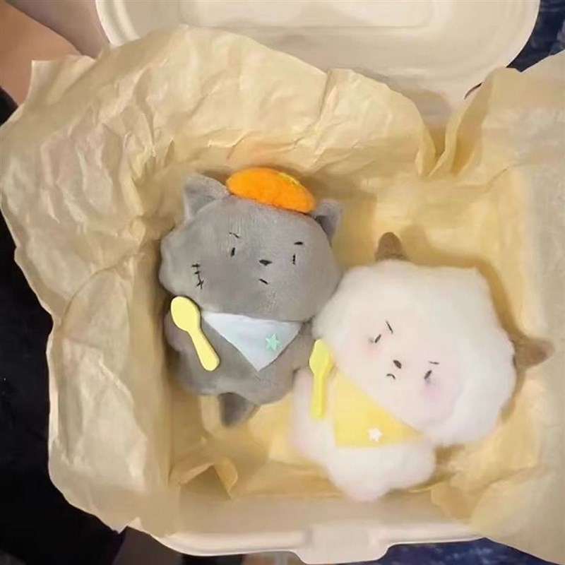 【新人2个包邮】卡o通公仔挂件灰太狼懒羊羊玩偶钥匙可爱玩具装饰