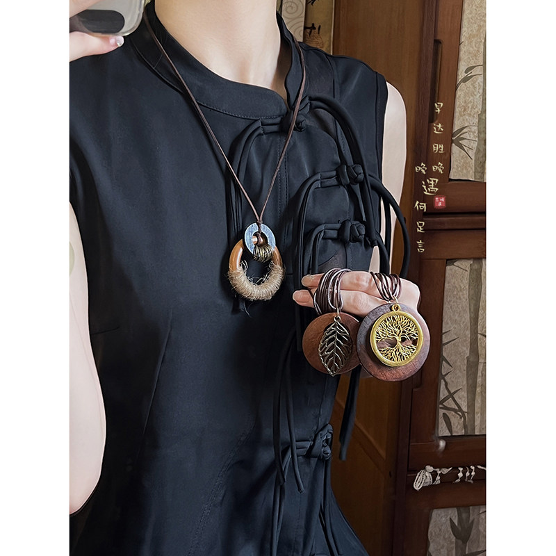 热销复古棉麻木圈吊坠长款毛衣链女禅意文艺新中式民族风项链配饰