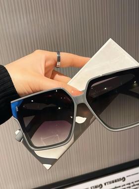 欧洲站2025新款欧欧美方框眼镜ins高级感网红街拍太阳镜个性墨镜